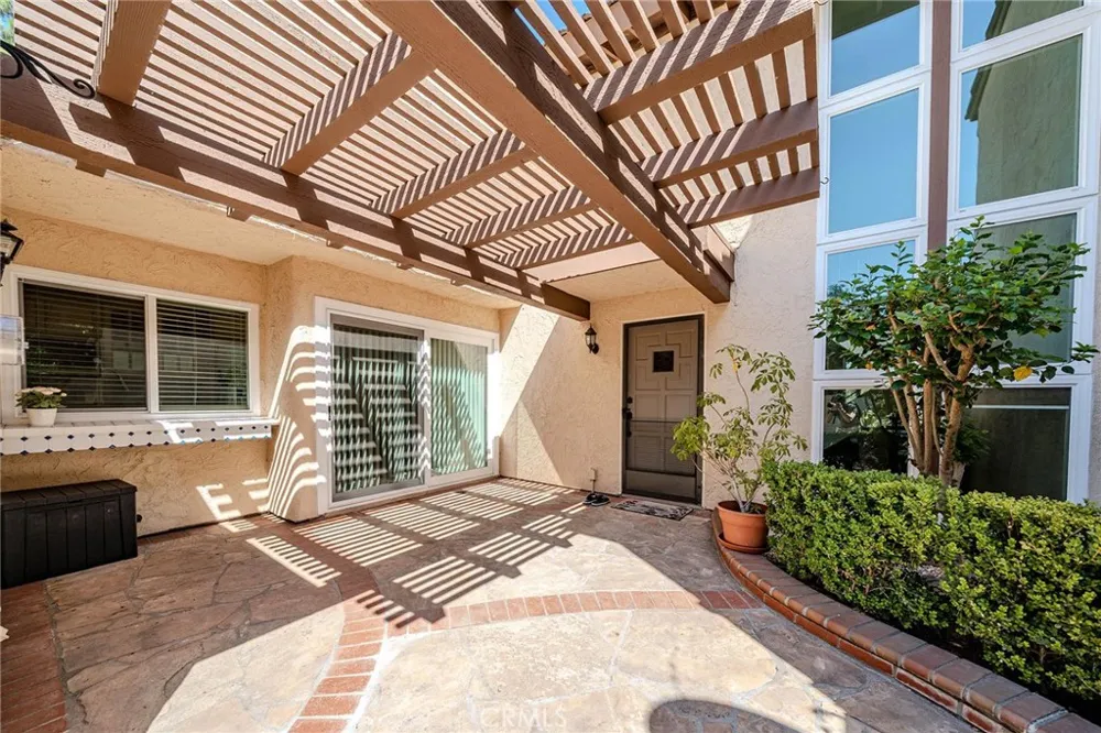 304 S Vista Del Canon Anaheim, CA 92807