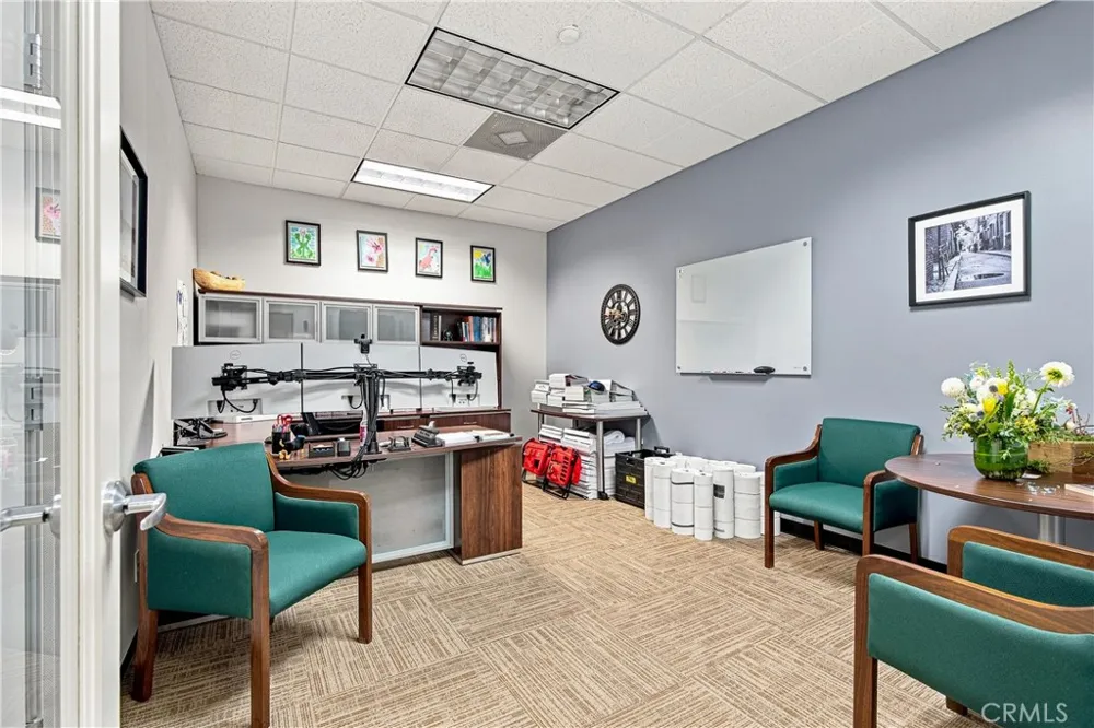 125 W Maple Monrovia, CA 91016