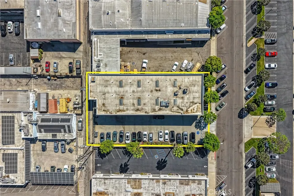 125 W Maple Monrovia, CA 91016
