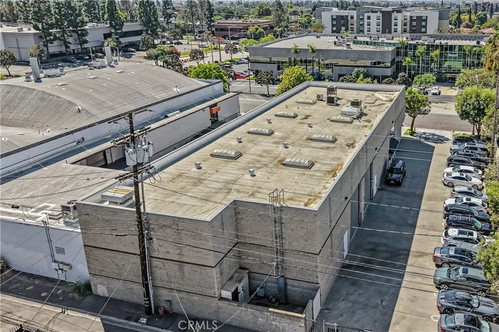125 W Maple Monrovia, CA 91016