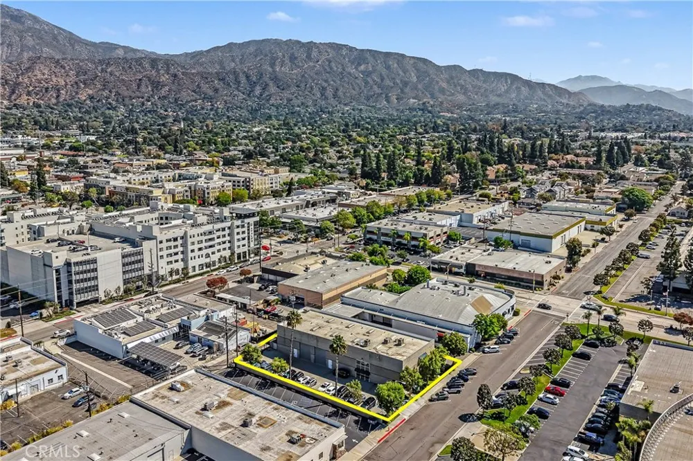 125 W Maple Monrovia, CA 91016