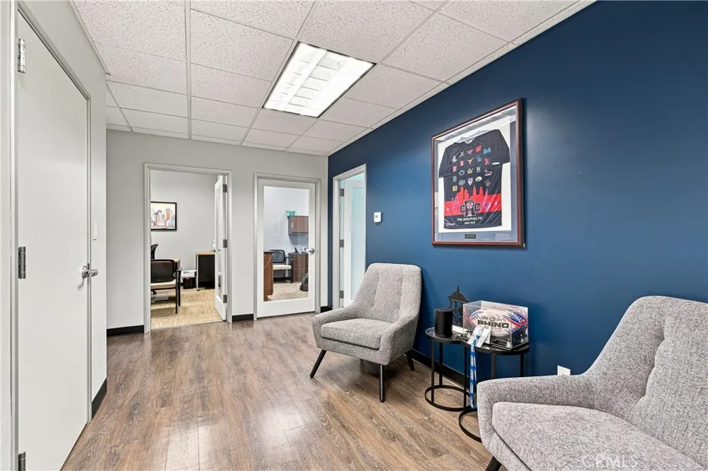 125 W Maple Monrovia, CA 91016