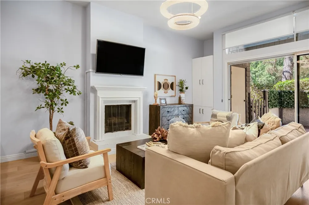 1054 Seco Street #106 Pasadena, CA 91103