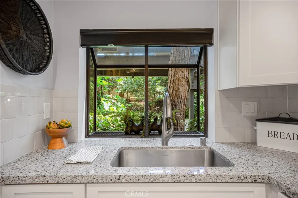 1054 Seco Street #106 Pasadena, CA 91103