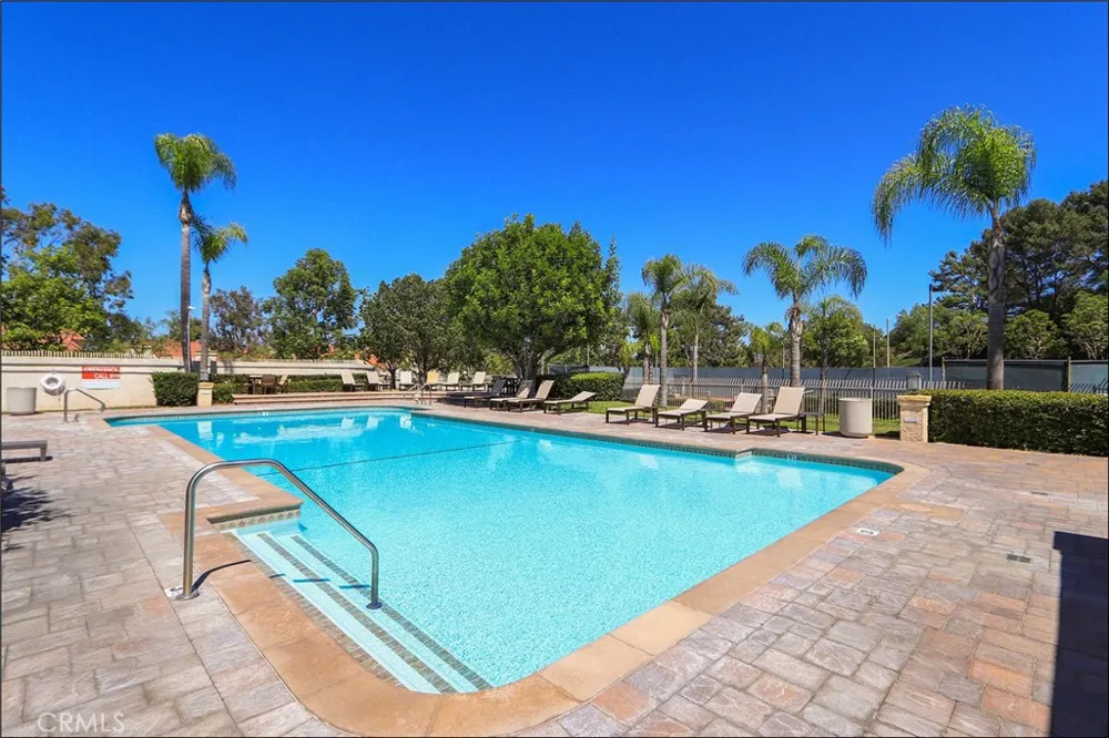 5 Niguel Pointe Laguna Niguel, CA 92677