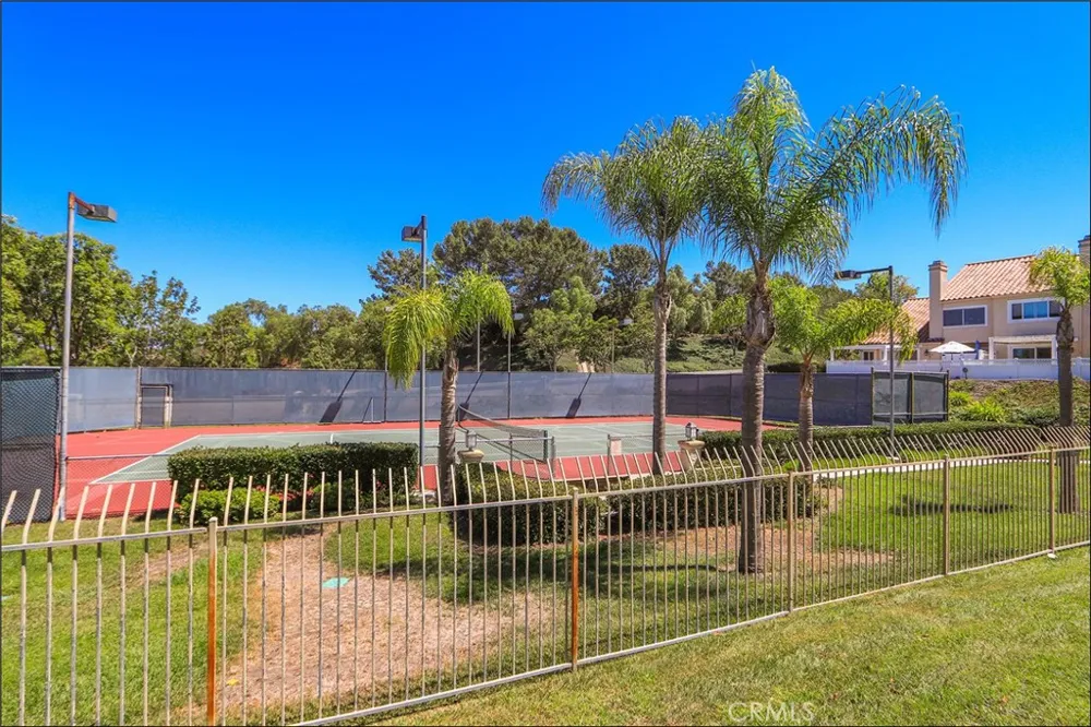 5 Niguel Pointe Laguna Niguel, CA 92677