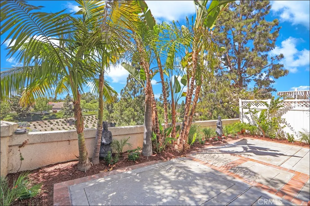 5 Niguel Pointe Laguna Niguel, CA 92677