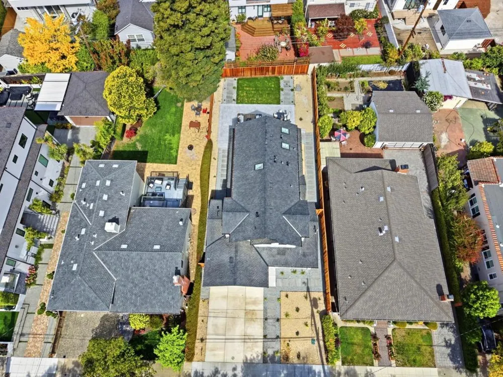 440 Hobart Avenue San Mateo, CA 94402