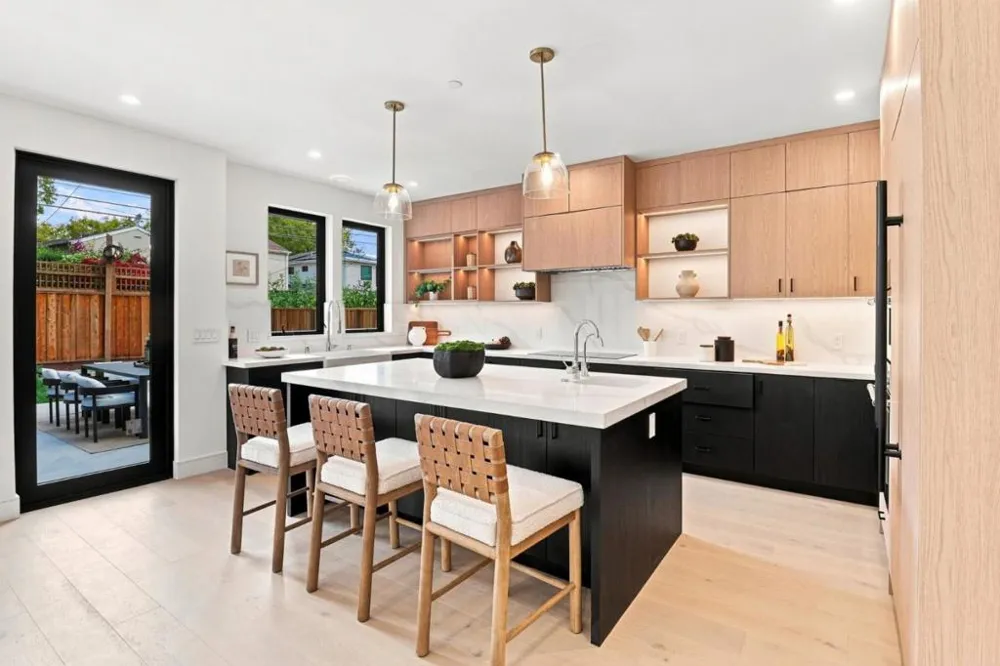 440 Hobart Avenue San Mateo, CA 94402