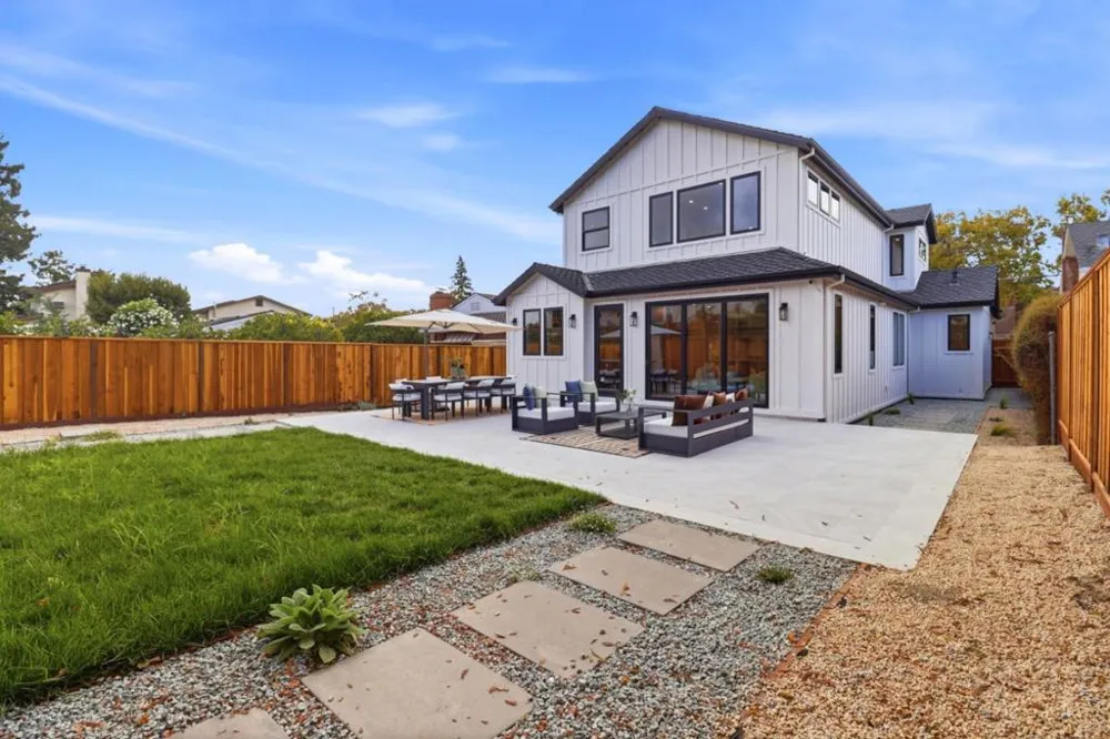440 Hobart Avenue San Mateo, CA 94402