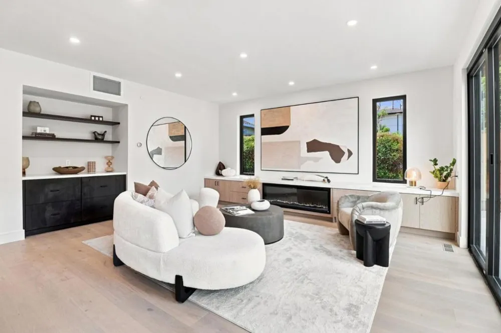 440 Hobart Avenue San Mateo, CA 94402