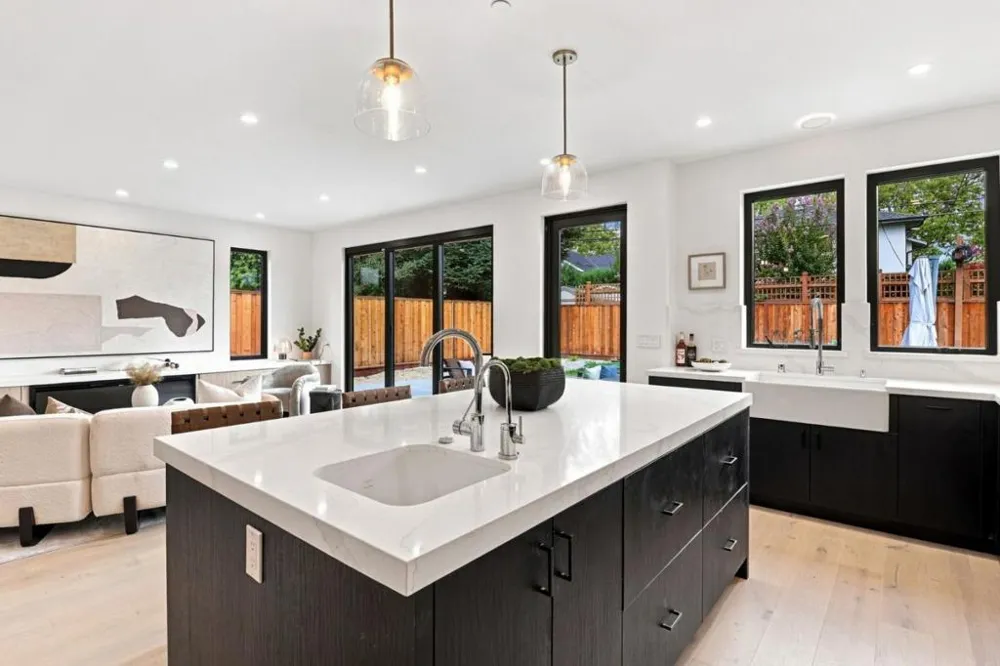 440 Hobart Avenue San Mateo, CA 94402
