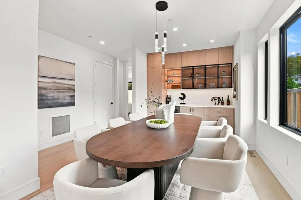 440 Hobart Avenue San Mateo, CA 94402