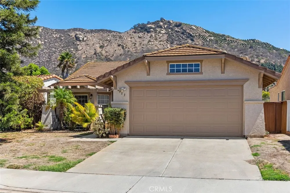 4933 Lake Shore Court Fallbrook, CA 92028