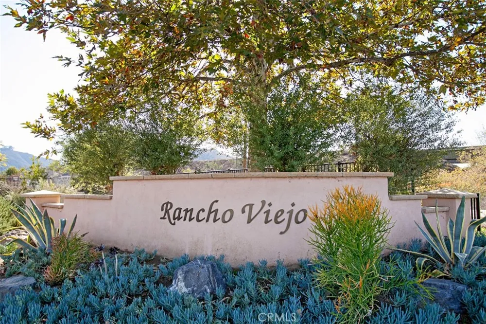 4933 Lake Shore Court Fallbrook, CA 92028