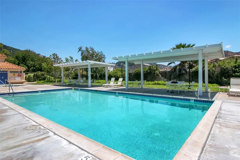 4933 Lake Shore Court Fallbrook, CA 92028
