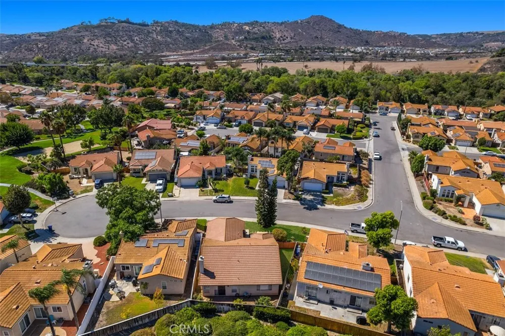 4933 Lake Shore Court Fallbrook, CA 92028