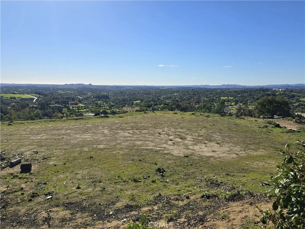 1387 Las Vistas Fallbrook, CA 92028