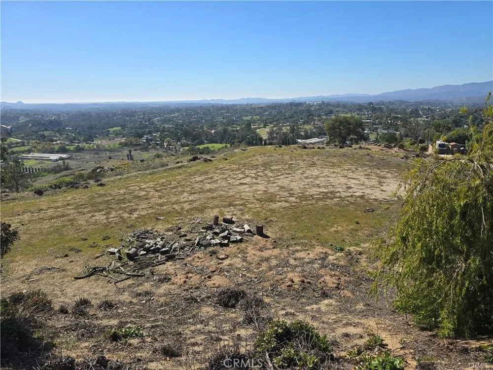 1387 Las Vistas Fallbrook, CA 92028