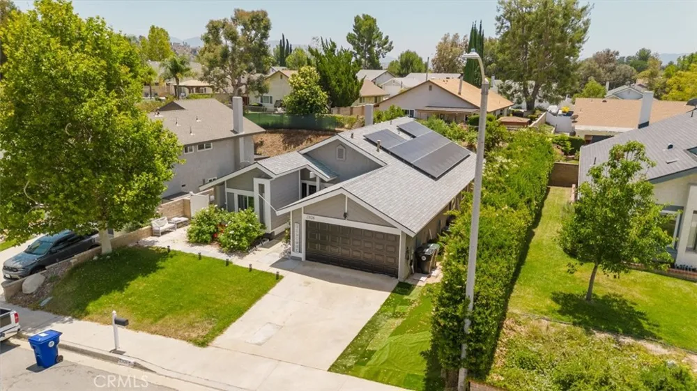 23128 Calvello Drive Valencia, CA 91354