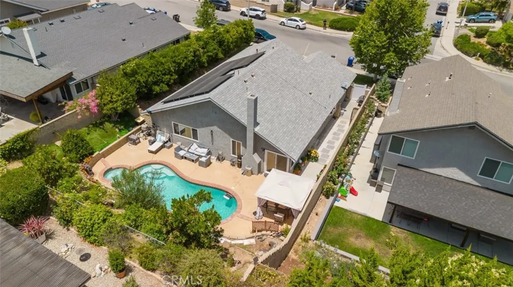 23128 Calvello Drive Valencia, CA 91354