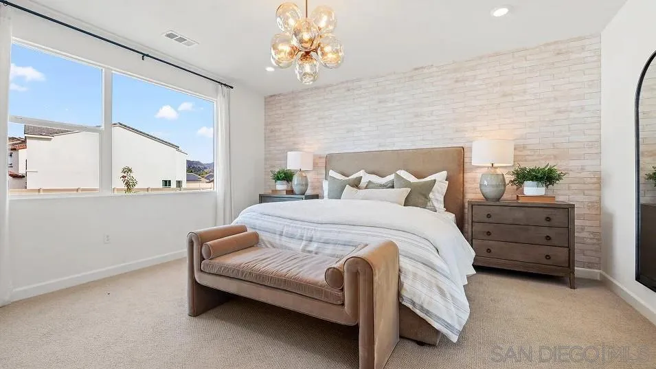 10418 Hill Meadows Lakeside, CA 92040