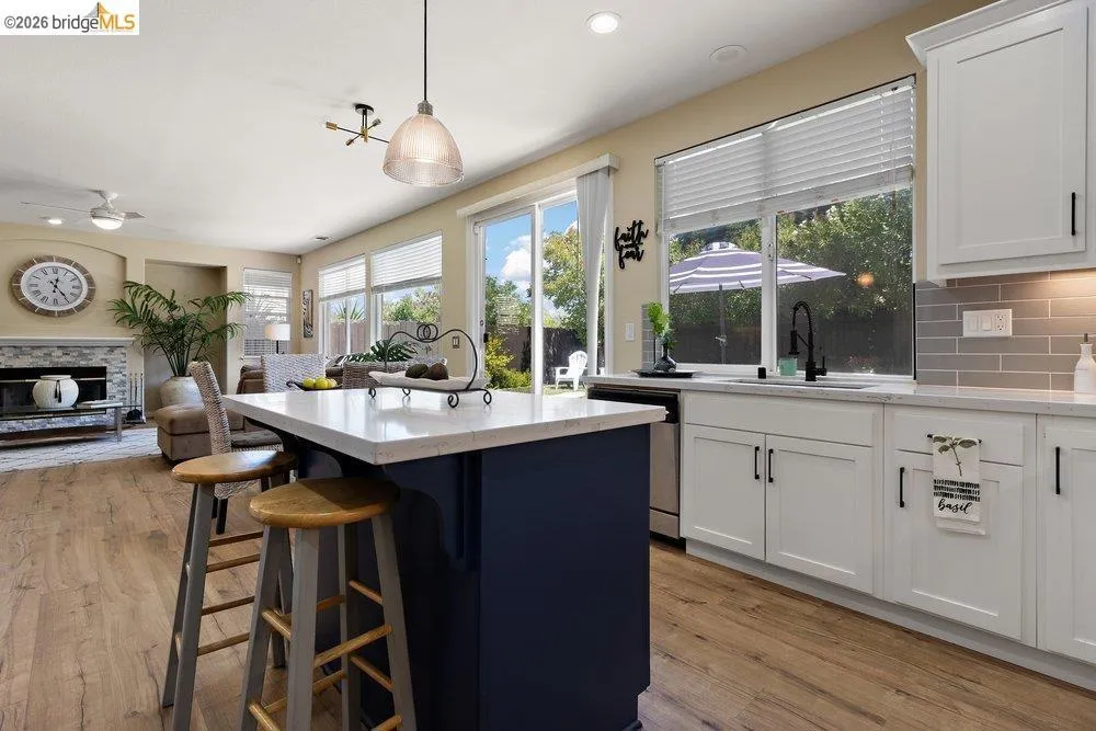 1854 Buck Mountain Ct Antioch, CA 94531