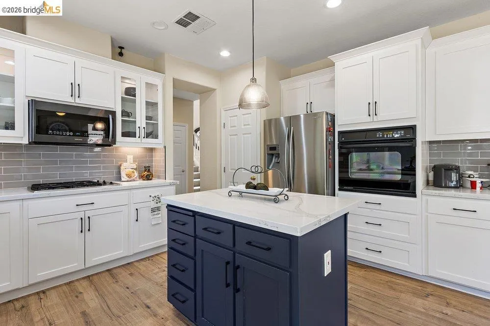 1854 Buck Mountain Ct Antioch, CA 94531