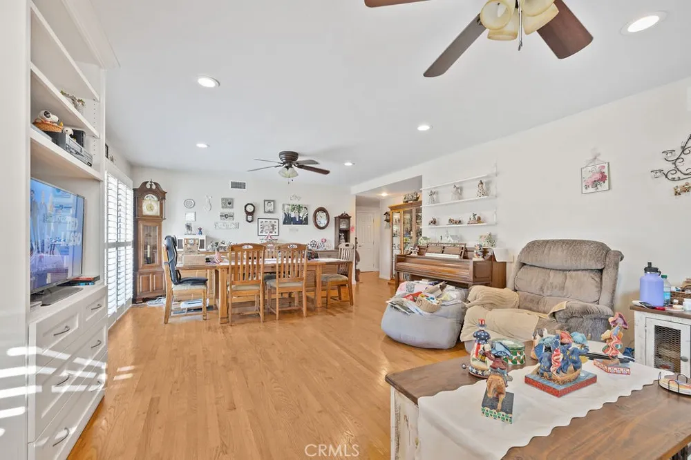 1144 El Camino Dr Costa Mesa, CA 92626