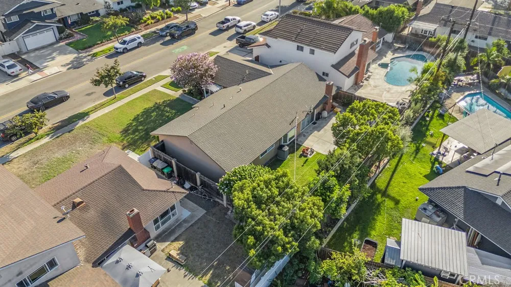 1144 El Camino Dr Costa Mesa, CA 92626