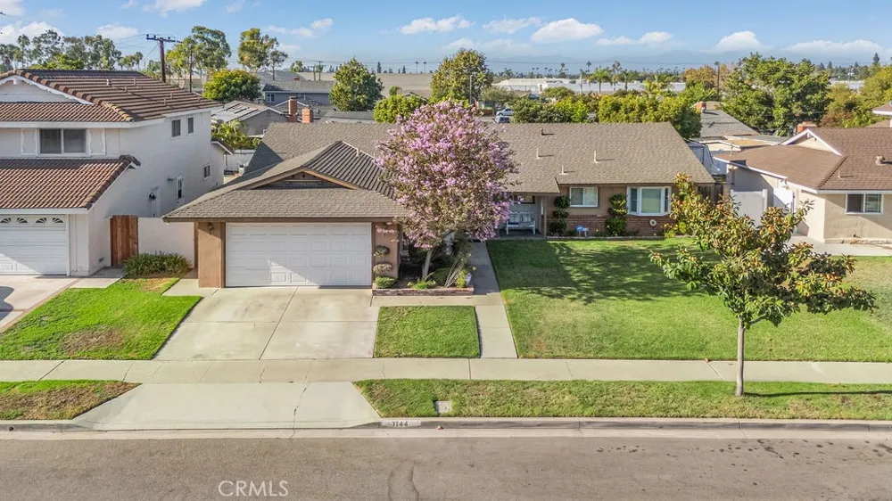 1144 El Camino Dr Costa Mesa, CA 92626