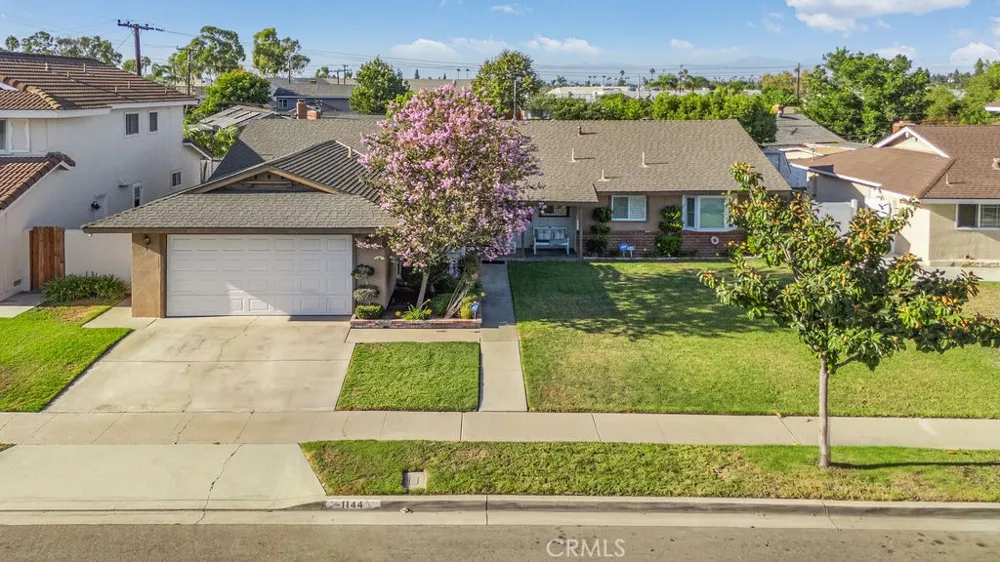 1144 El Camino Dr Costa Mesa, CA 92626