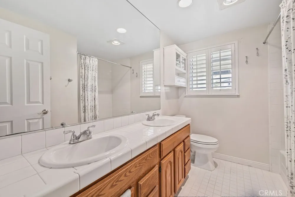 1144 El Camino Dr Costa Mesa, CA 92626