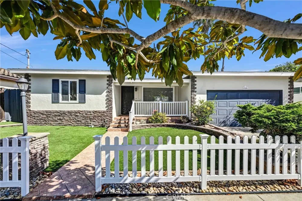 3850 Chippewa Court San Diego, CA 92117