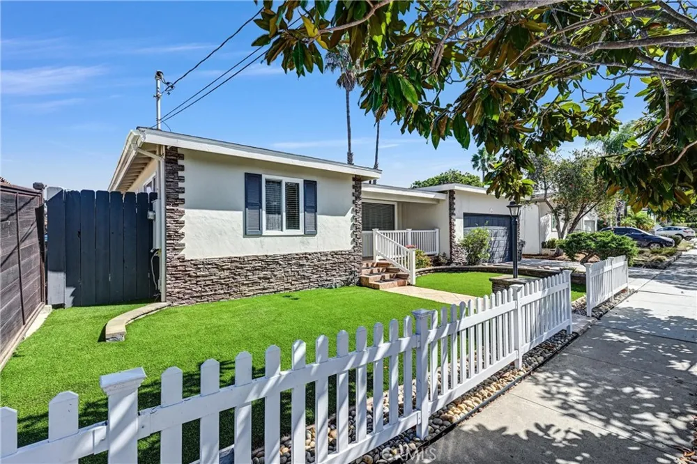3850 Chippewa Court San Diego, CA 92117