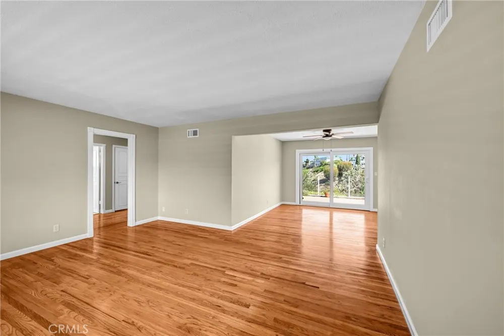 3850 Chippewa Court San Diego, CA 92117
