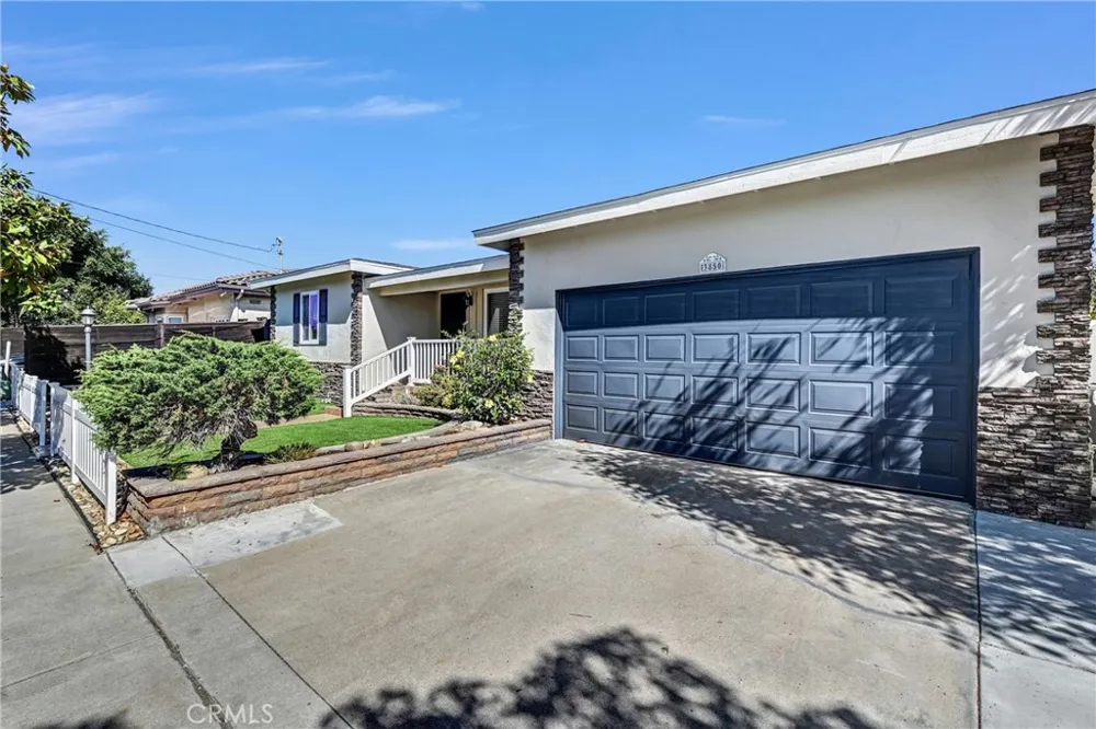 3850 Chippewa Court San Diego, CA 92117