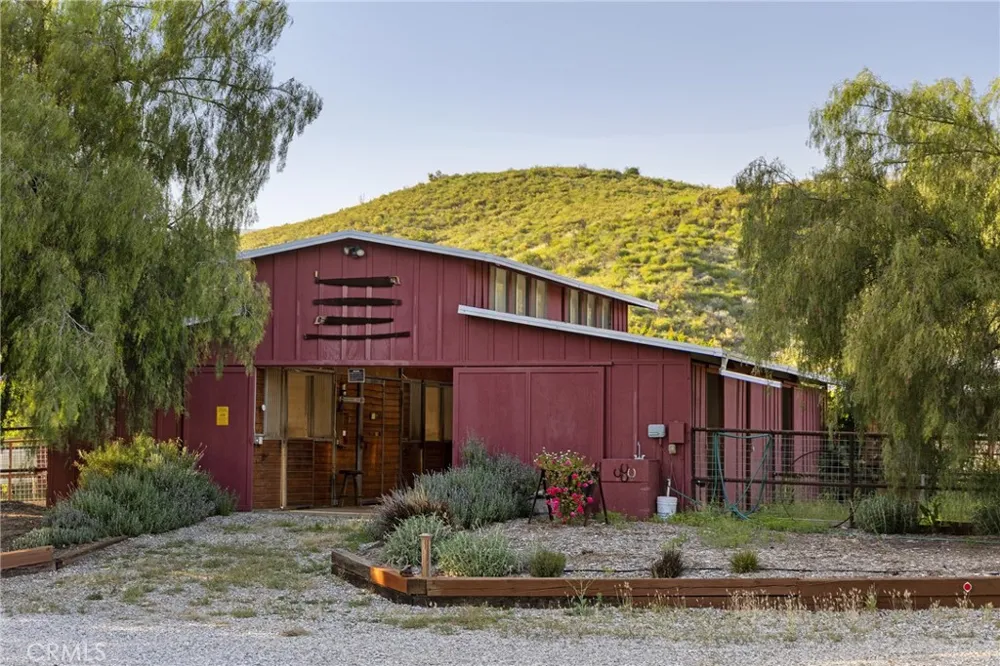 10585 Santa Paula Ojai Road Ojai, CA 93060