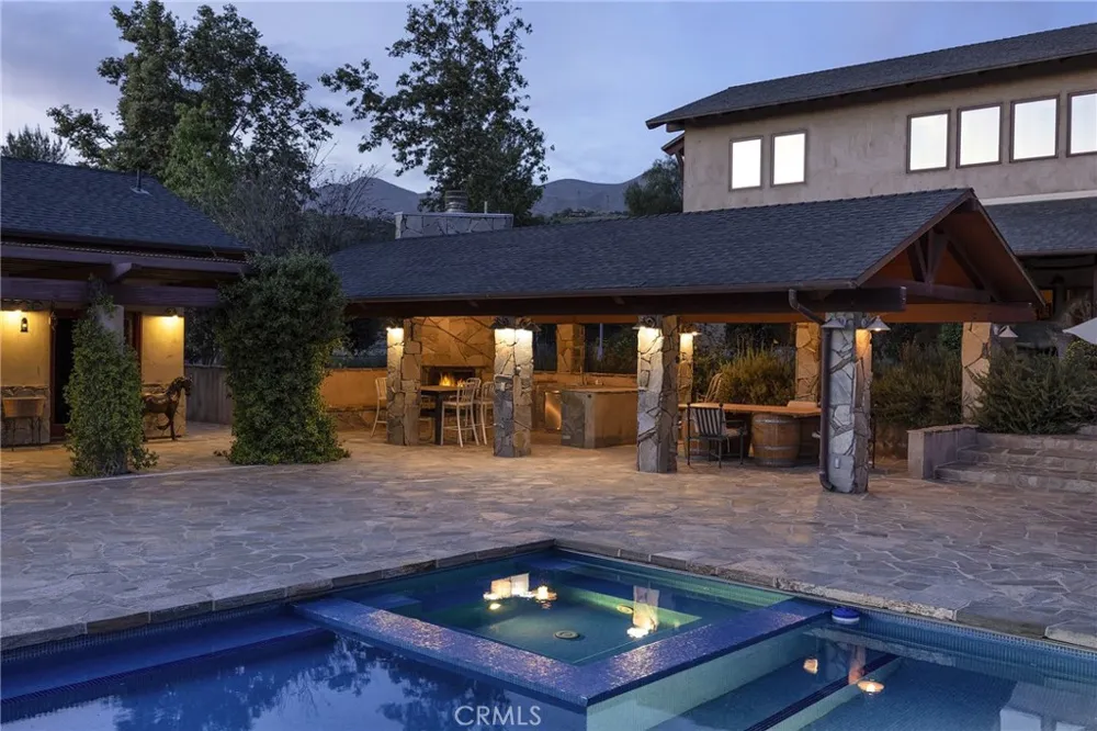 10585 Santa Paula Ojai Road Ojai, CA 93060