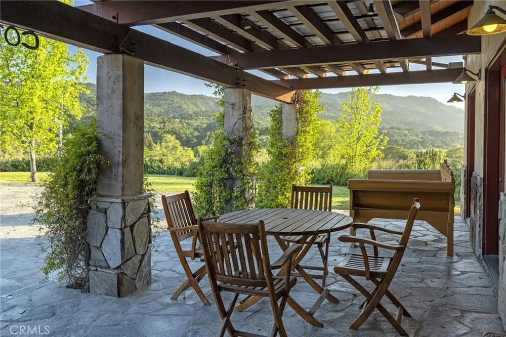10585 Santa Paula Ojai Road Ojai, CA 93060