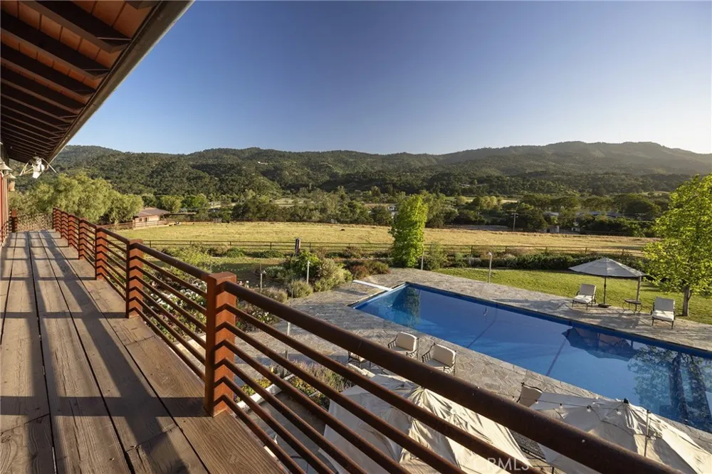 10585 Santa Paula Ojai Road Ojai, CA 93060