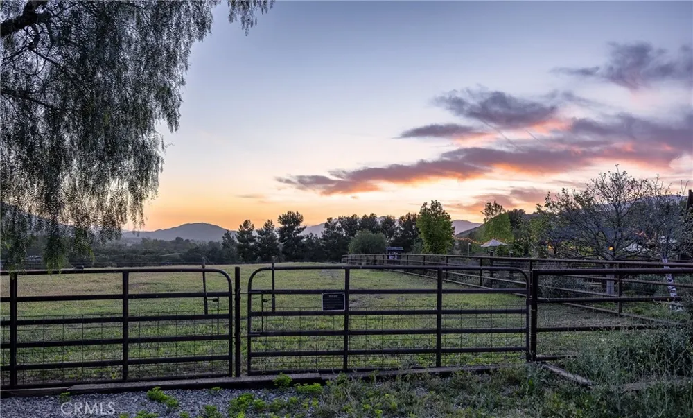 10585 Santa Paula Ojai Road Ojai, CA 93060