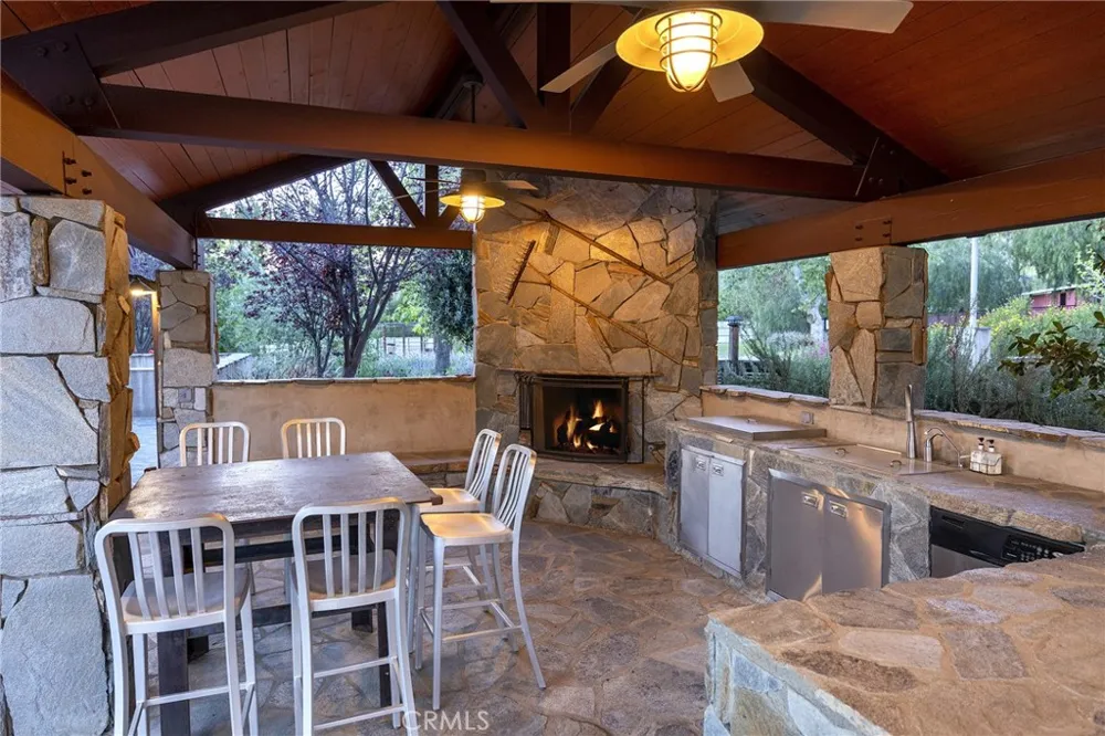 10585 Santa Paula Ojai Road Ojai, CA 93060