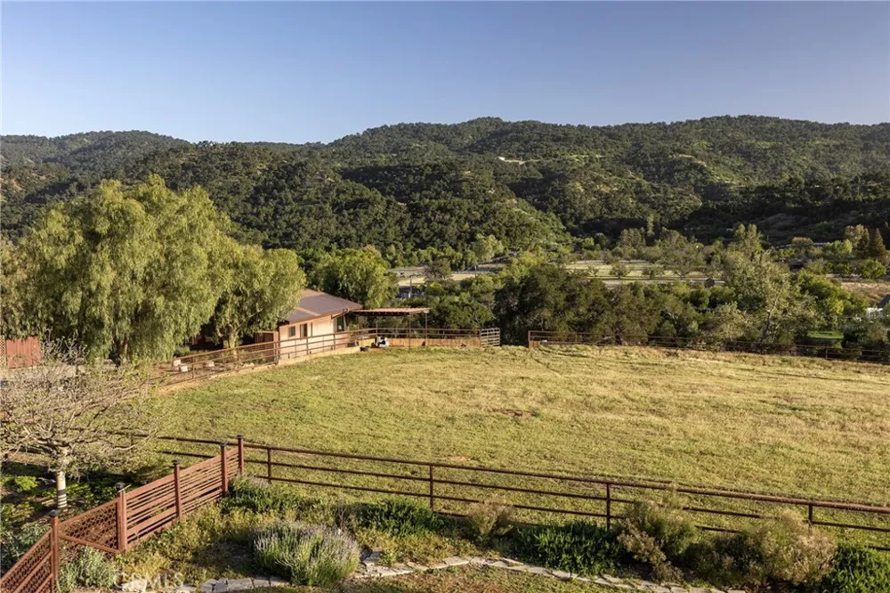 10585 Santa Paula Ojai Road Ojai, CA 93060