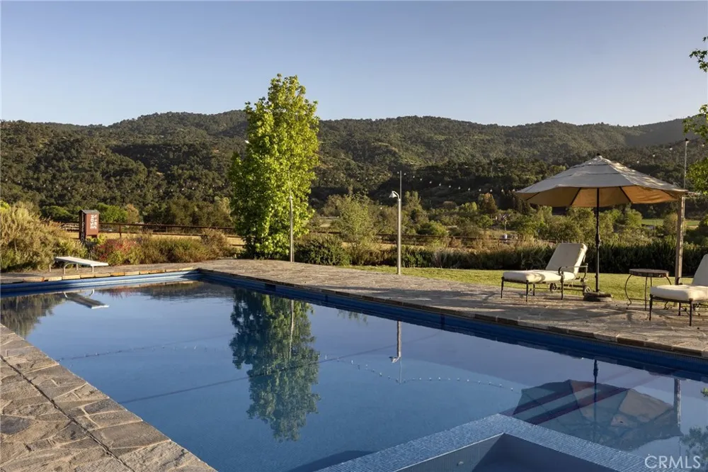 10585 Santa Paula Ojai Road Ojai, CA 93060