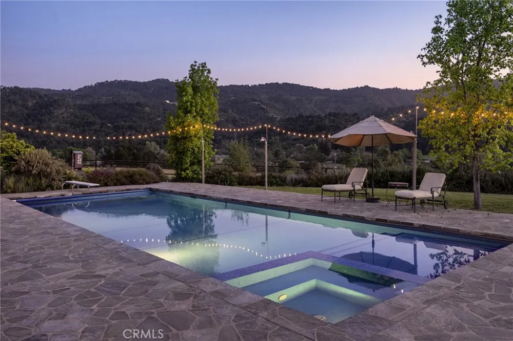 10585 Santa Paula Ojai Road Ojai, CA 93060