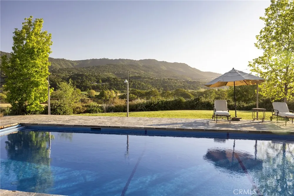 10585 Santa Paula Ojai Road Ojai, CA 93060