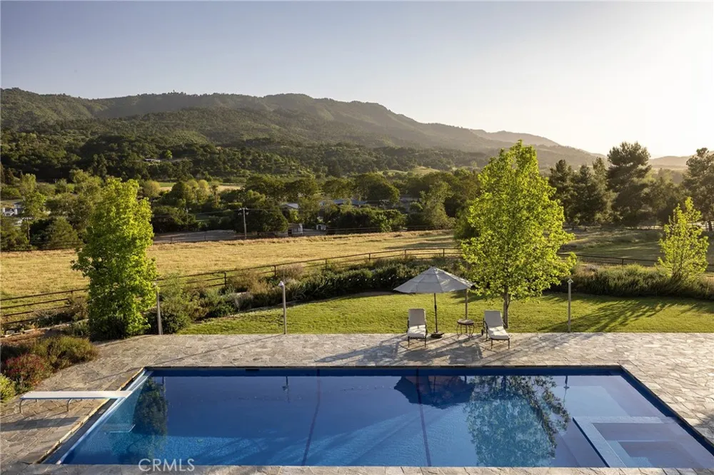 10585 Santa Paula Ojai Road Ojai, CA 93060