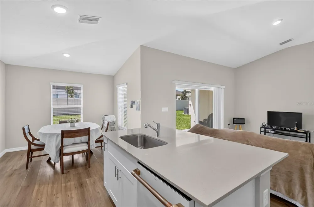 2259 CANYON OAK DR DRIVE Davenport, FL 33837