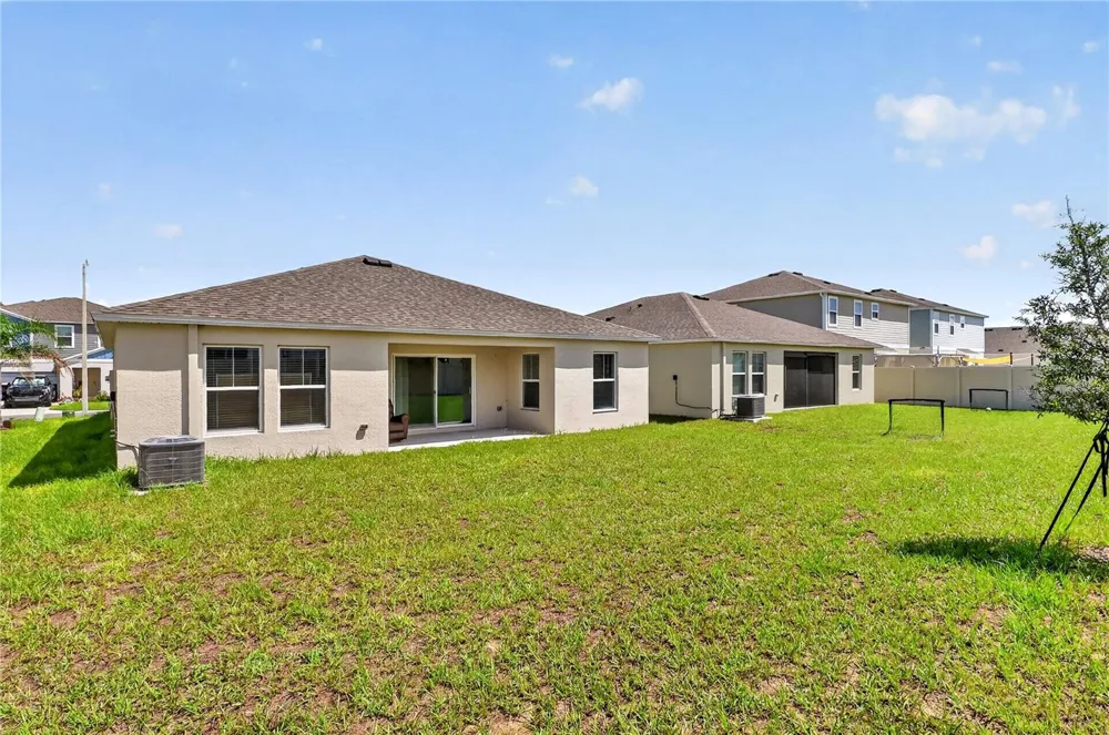 2259 CANYON OAK DR DRIVE Davenport, FL 33837